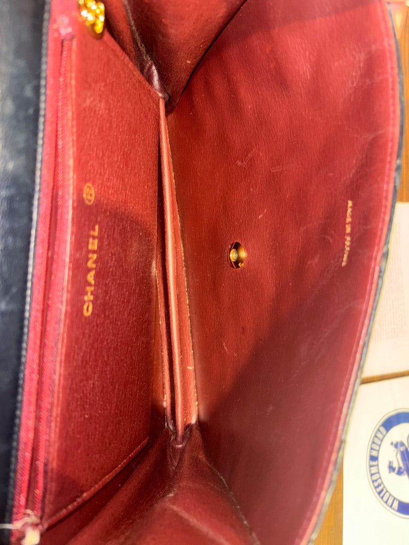 Black Chanel Chanel Vintage with Chain