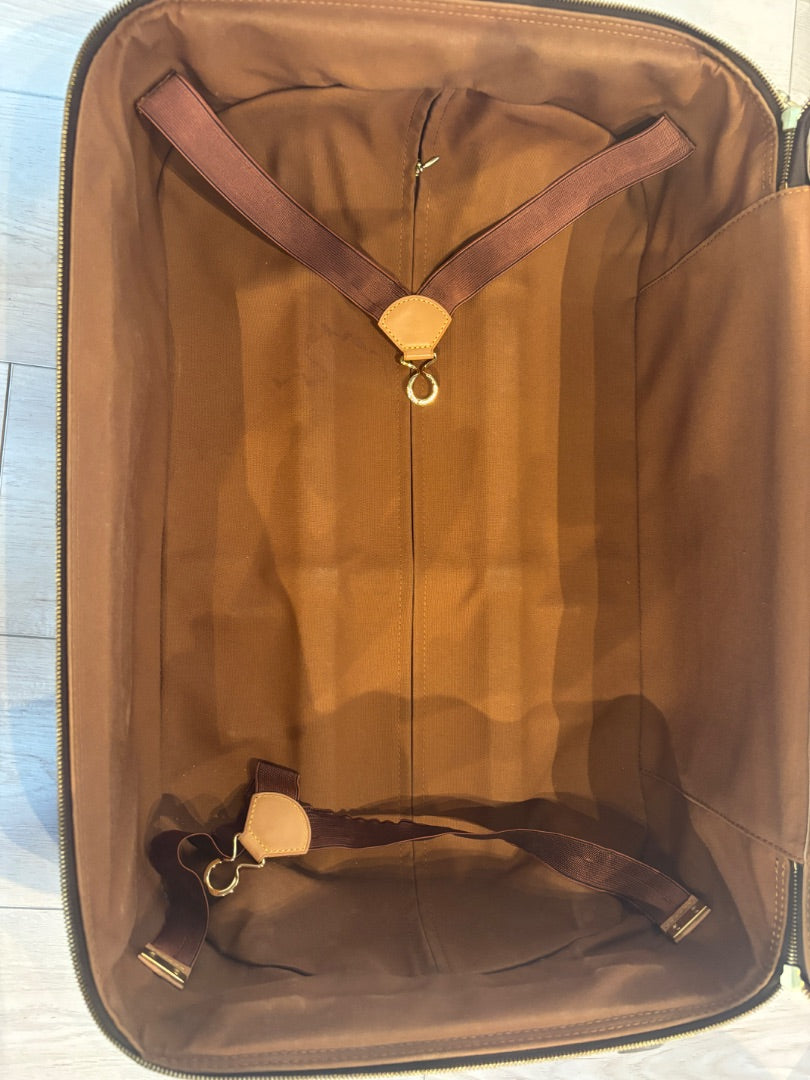 Louis Vuitton Louis Vuitton Pegase 60