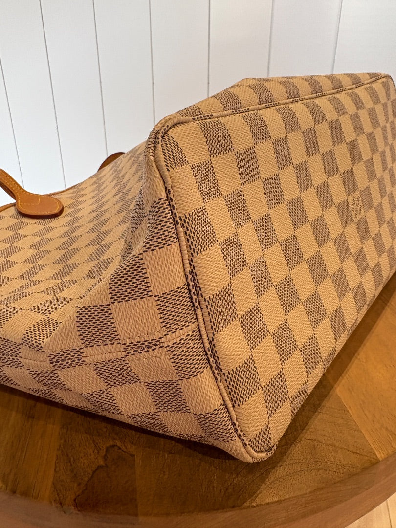 Azur Louis Vuitton Damier Azur Neverfull MM with Pouch, MM