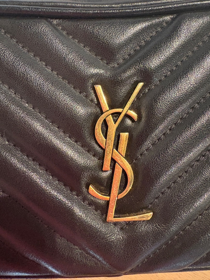 Black Saint Laurent BRAND NEW Lou Belt Bag in Quilted Leather