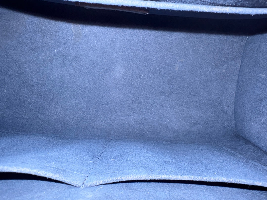 Navy Louis Vuitton Limited Edition - On My Side Marine