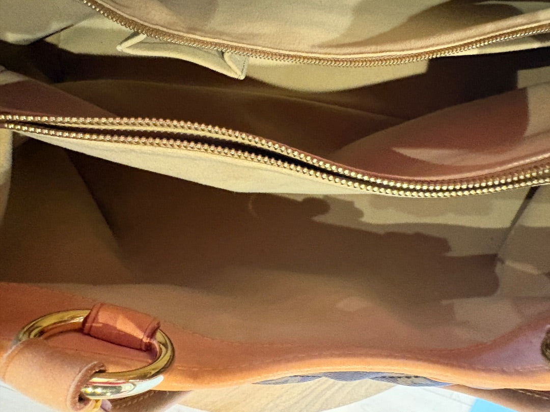 Monogram Louis Vuitton Etoile Shopper