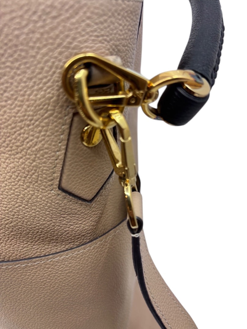 Posh Purse Co Louis Vuitton Empreinte Bagatelle hobo bag featuring tan embossed leather and polished gold-tone hardware
