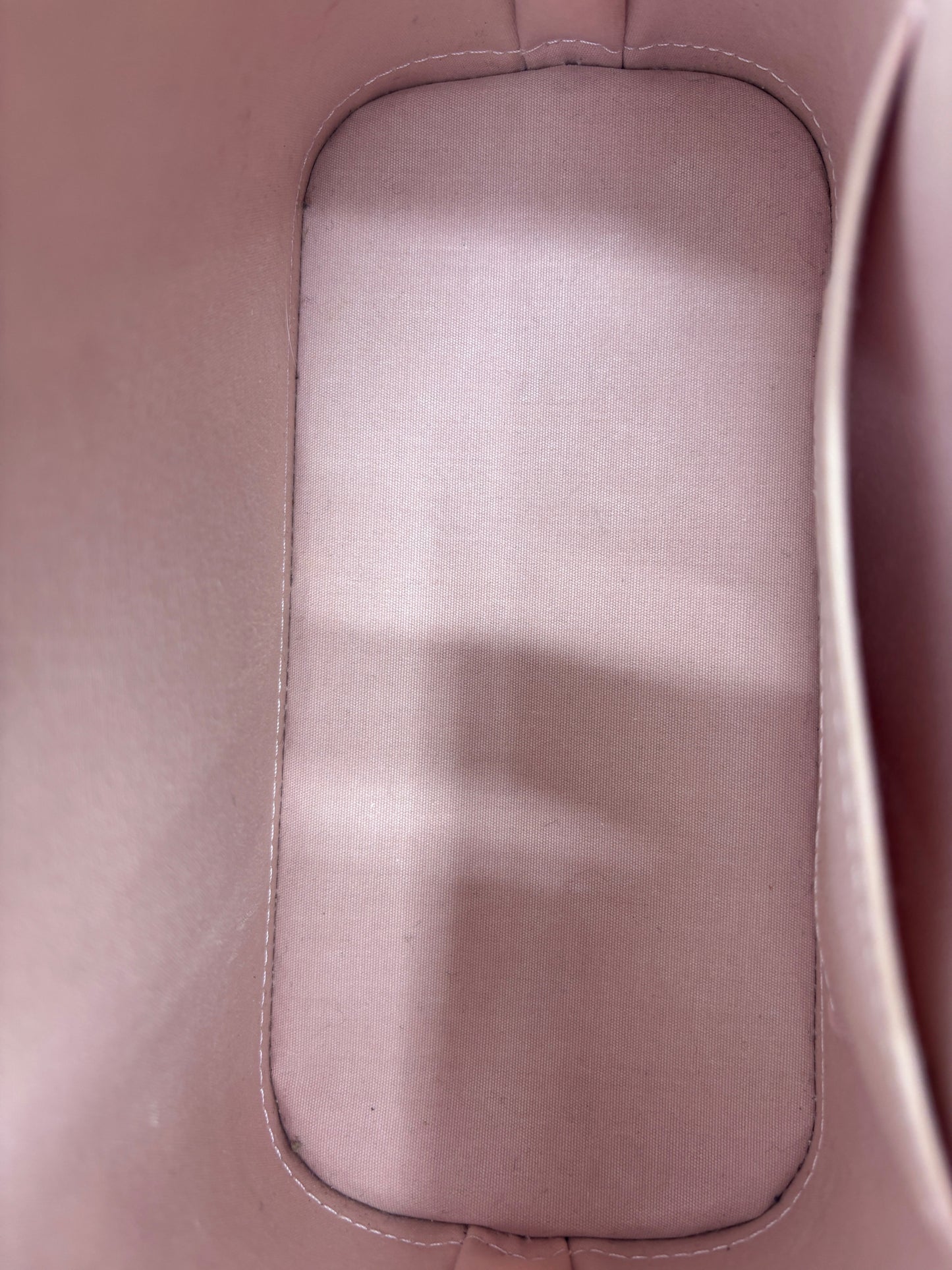 Posh Purse Co interior view of a pink Louis Vuitton Vernis Alma BB handbag showing the clean fabric lining