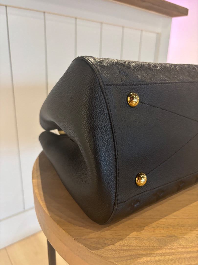 Black Louis Vuitton Louis Vuitton Montaigne