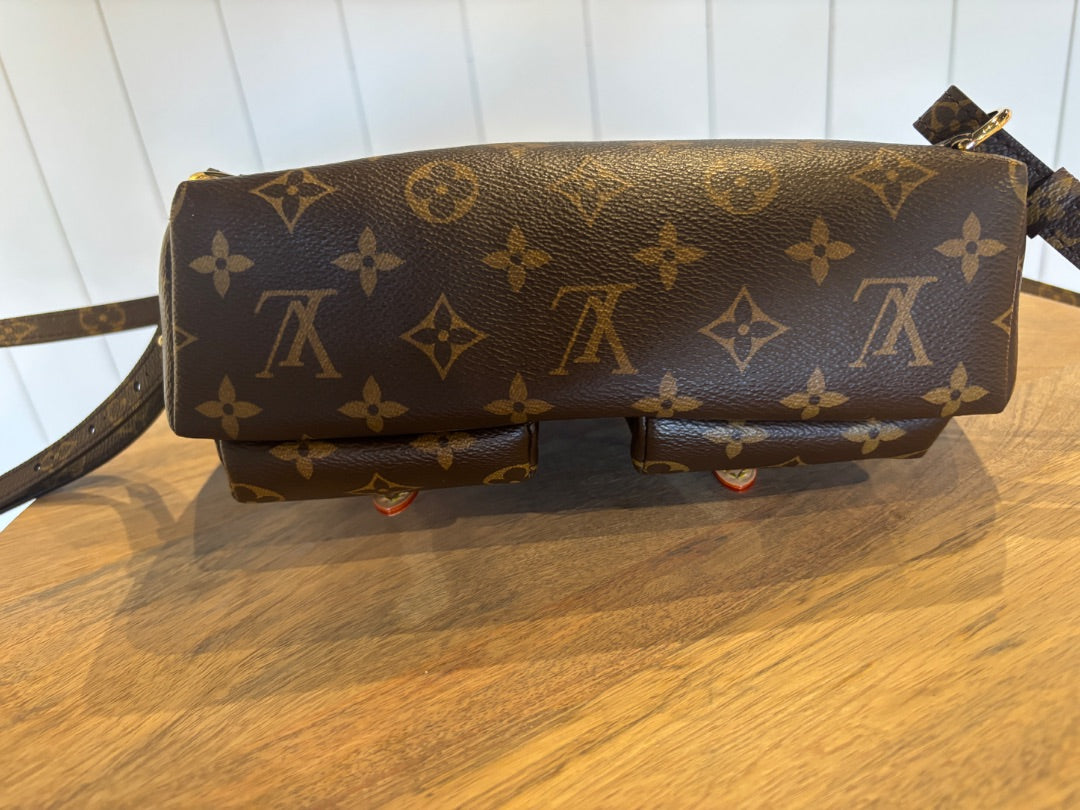 Monogram Louis Vuitton Louis Vuitton Excursion