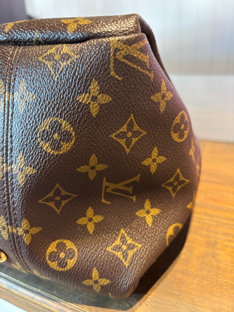 Monogram Louis Vuitton Artsy