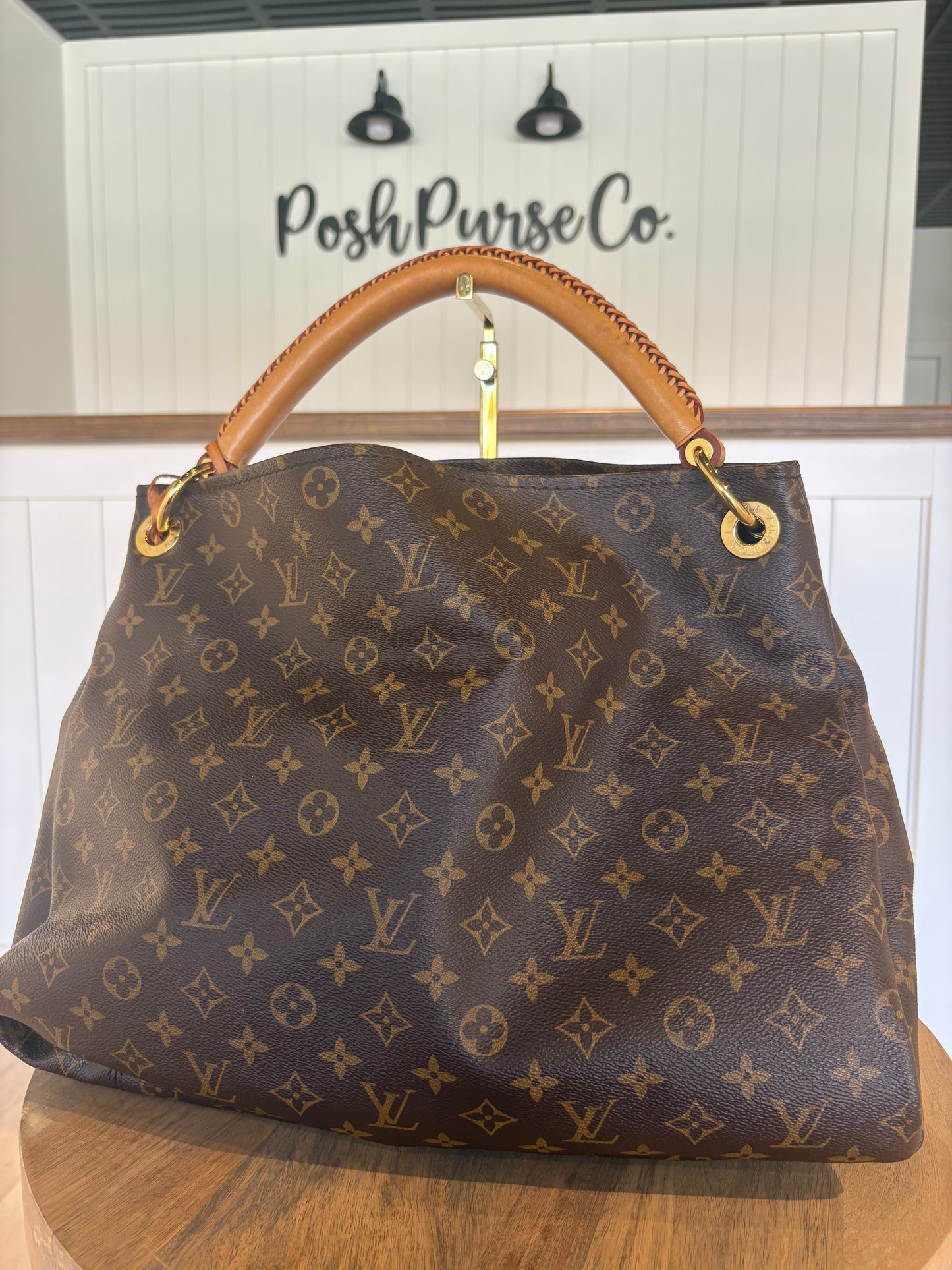 Louis Vuitton Monogram Artsy MM