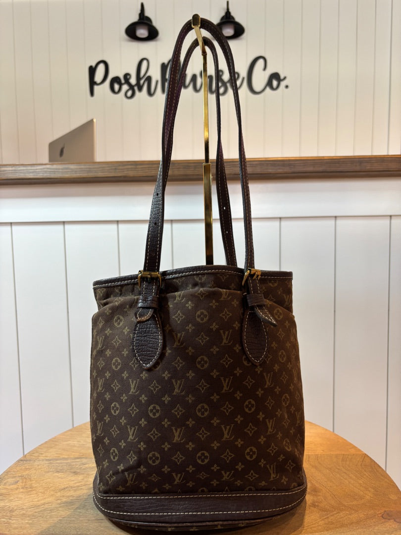 Monogram Louis Vuitton Bucket Bag