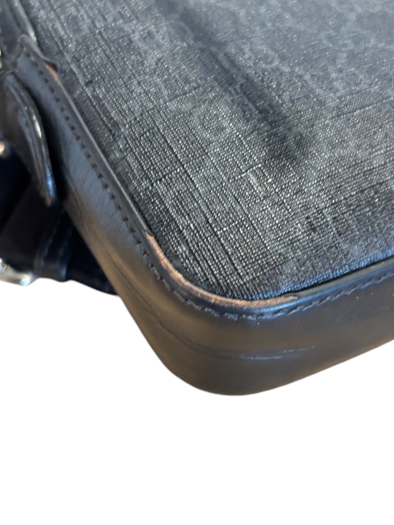 Gucci Supreme GG Crossbody