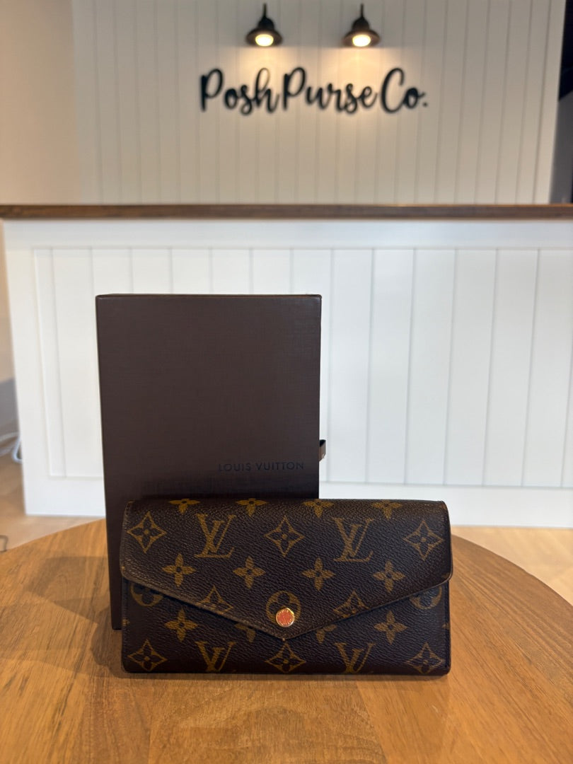 Monogram Louis Vuitton Louis Vuitton Sarah Wallet