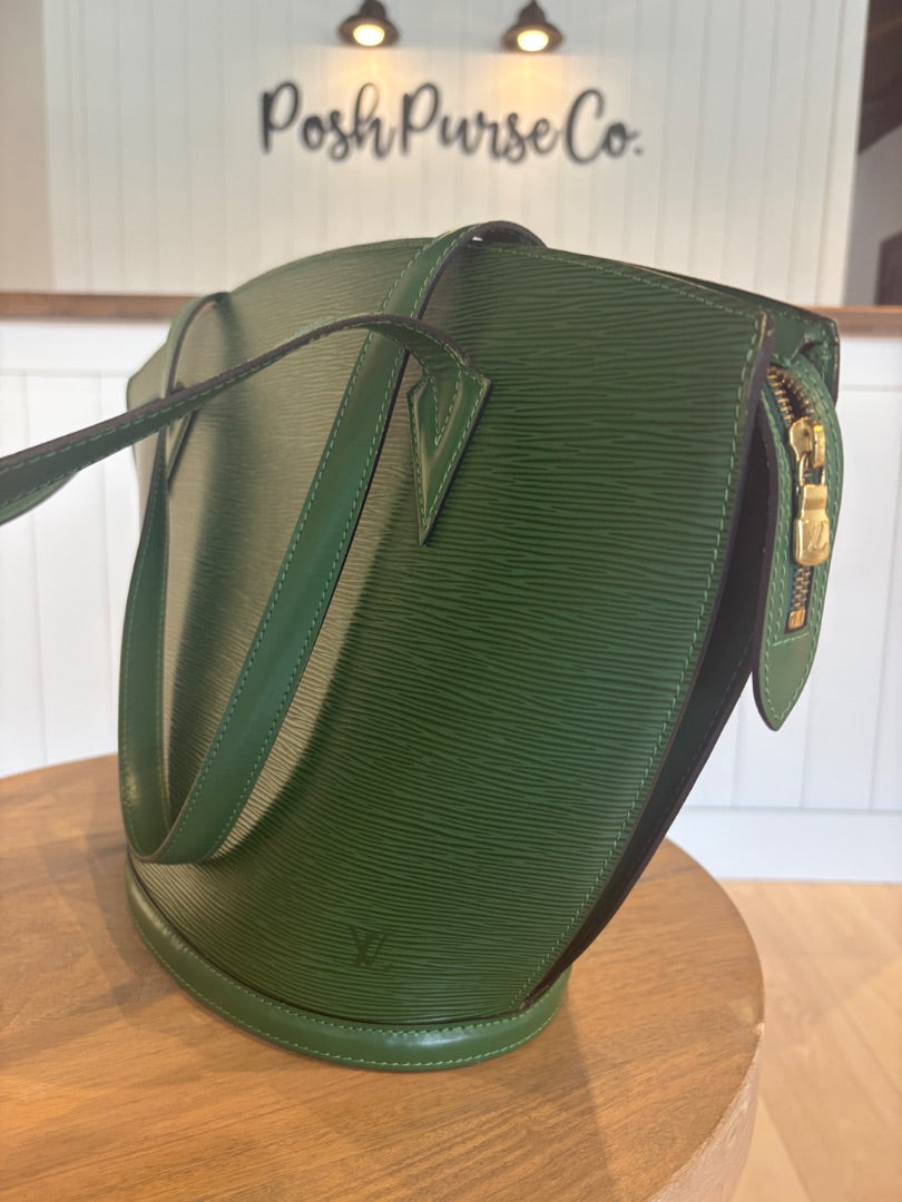 Green Louis Vuitton St. Jaques