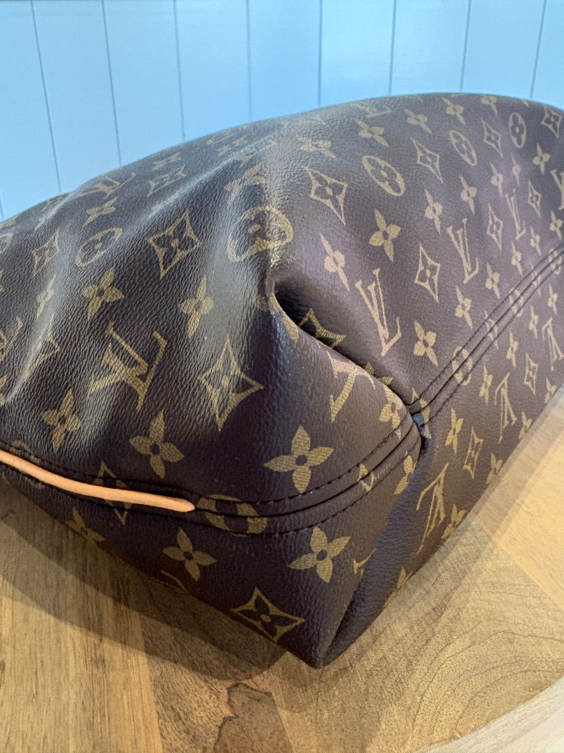 Monogram Louis Vuitton Graceful Monogram MM, MM
