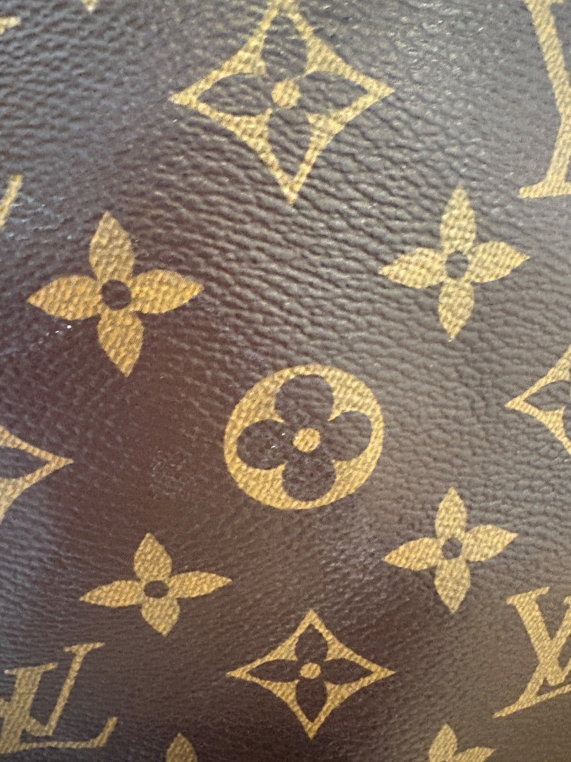 Monogram Louis Vuitton Graceful Monogram MM, MM