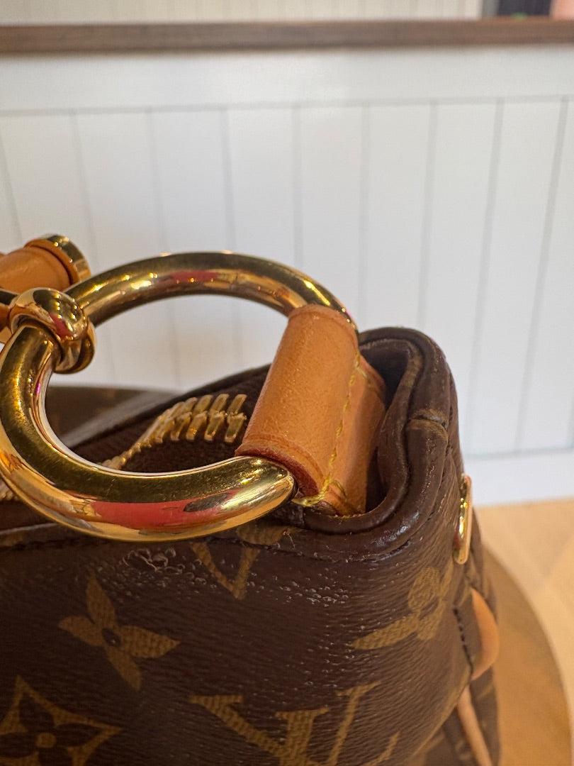 Monogram Louis Vuitton Graceful Monogram MM, MM