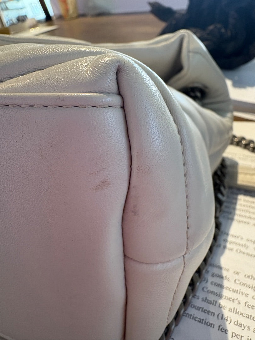 Creme Saint Laurent YSL Puffy LouLou Creme