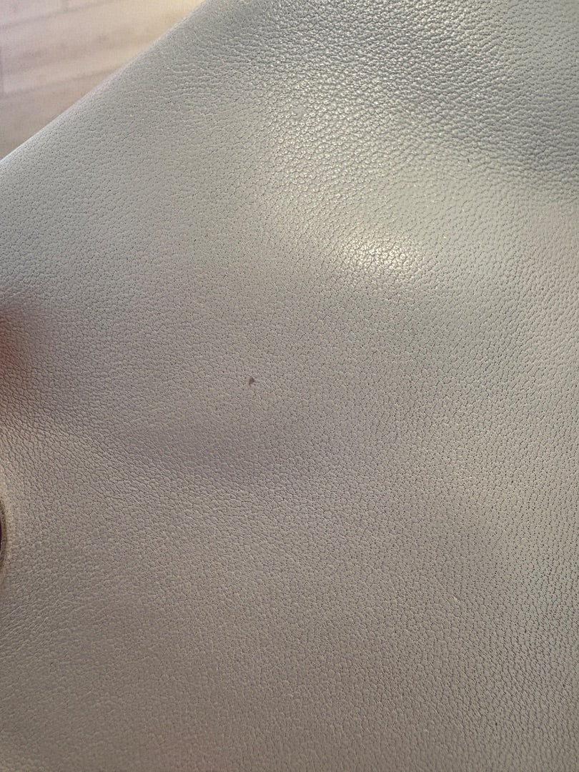 Creme Saint Laurent YSL Puffy LouLou Creme
