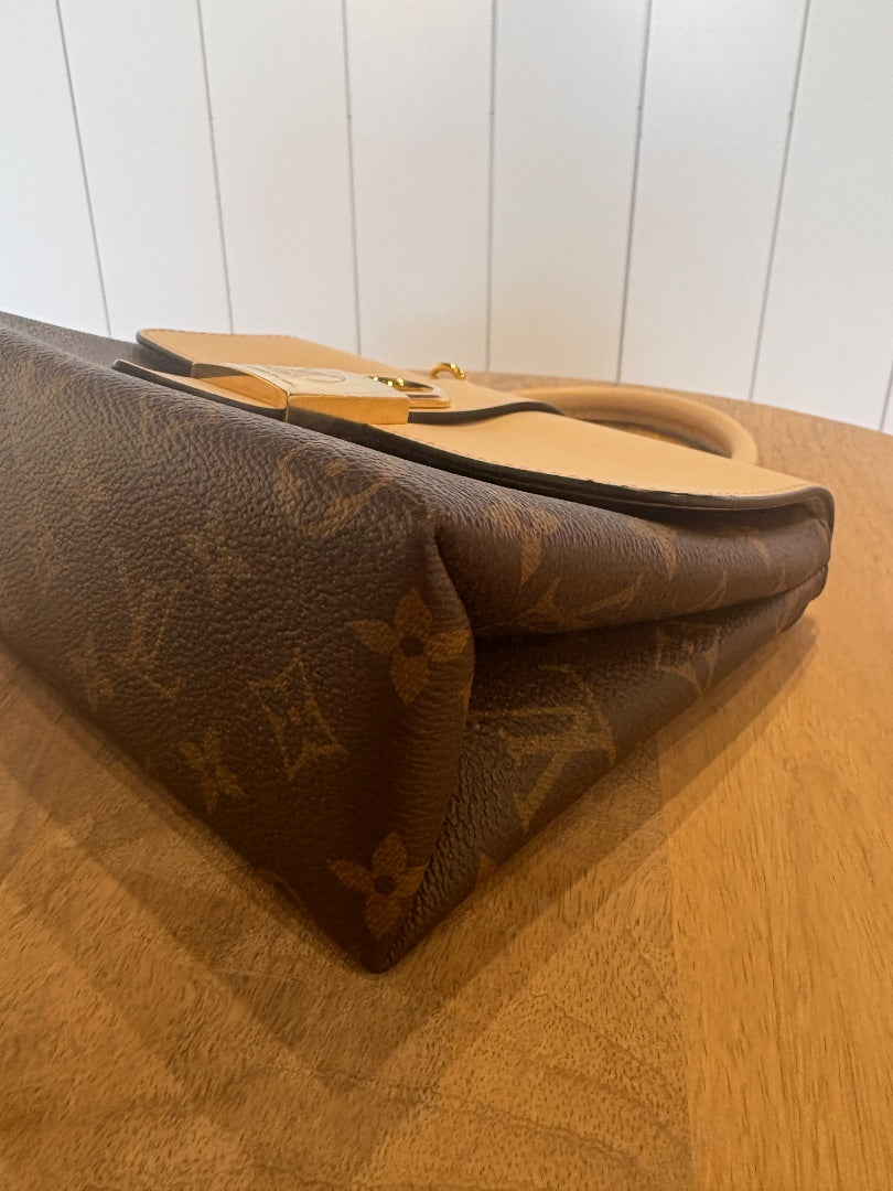Monogram Louis Vuitton Locky BB, BB