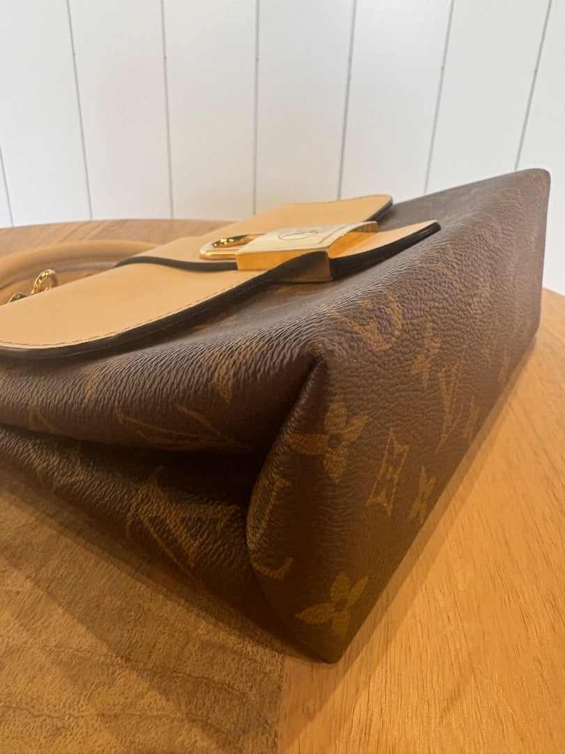 Monogram Louis Vuitton Locky BB, BB
