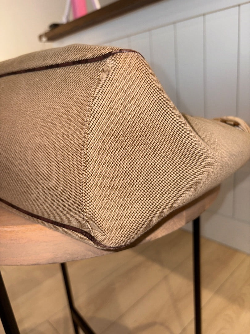 Gorgeous Gucci Positano Tote, Large