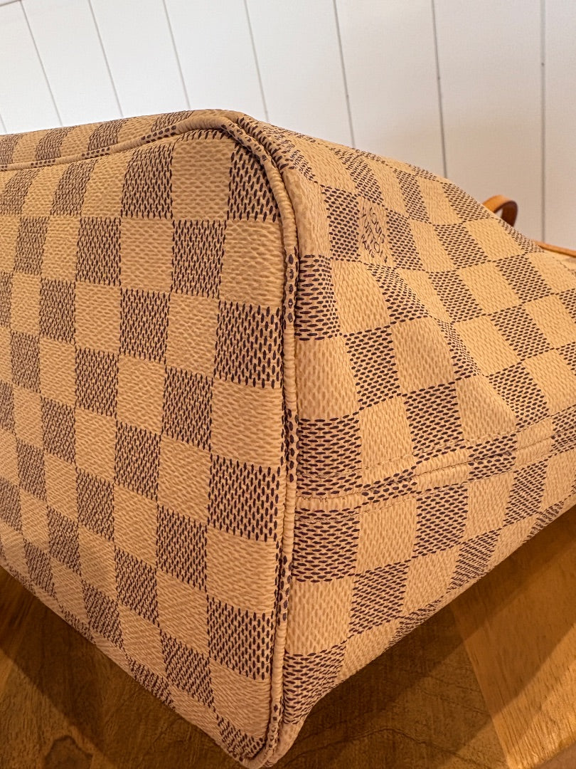 Azur Louis Vuitton Damier Azur Neverfull MM with Pouch, MM