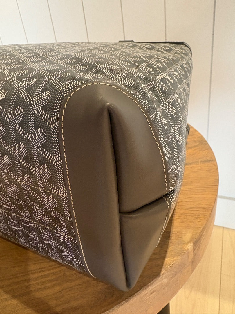 Grey Goyard BRAND NEW Goyardine Bellechasse