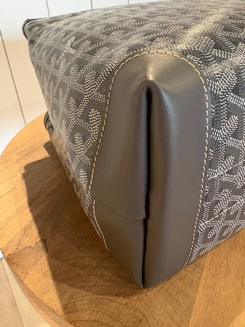 Grey Goyard BRAND NEW Goyardine Bellechasse
