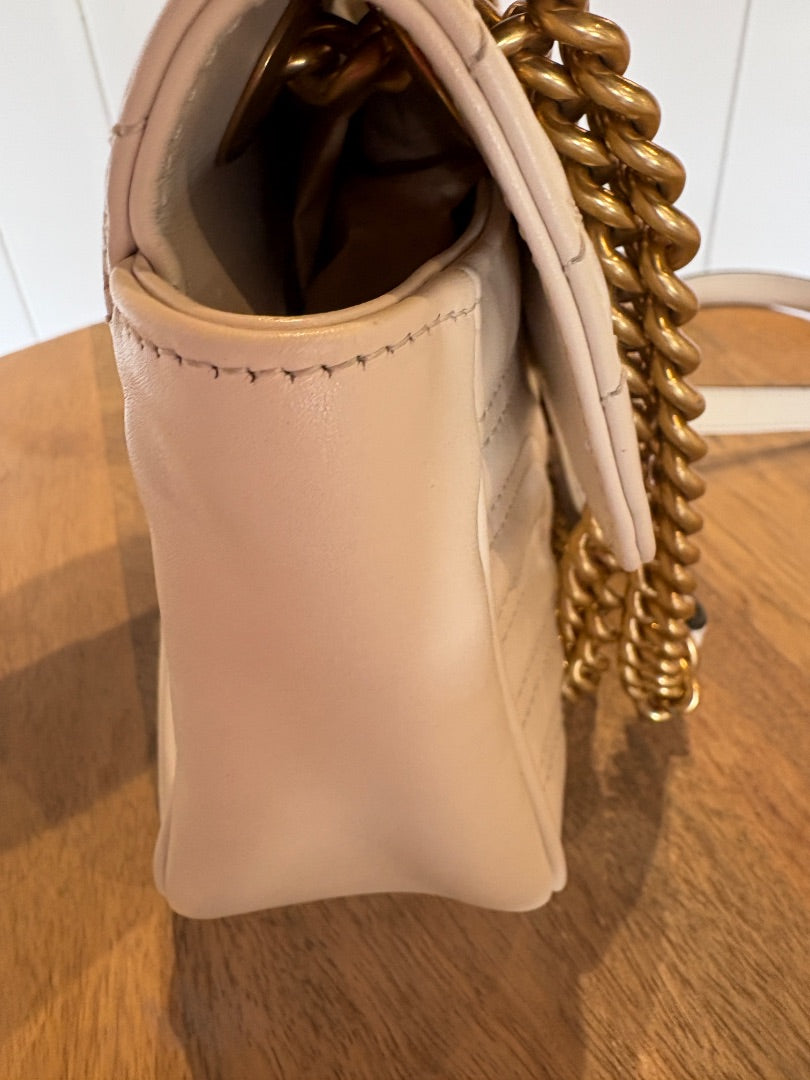 Ivory Gucci Calfskin Matelasse GG Marmont Bag