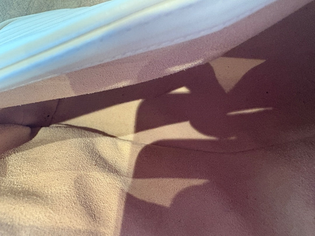 Ivory Gucci Calfskin Matelasse GG Marmont Bag