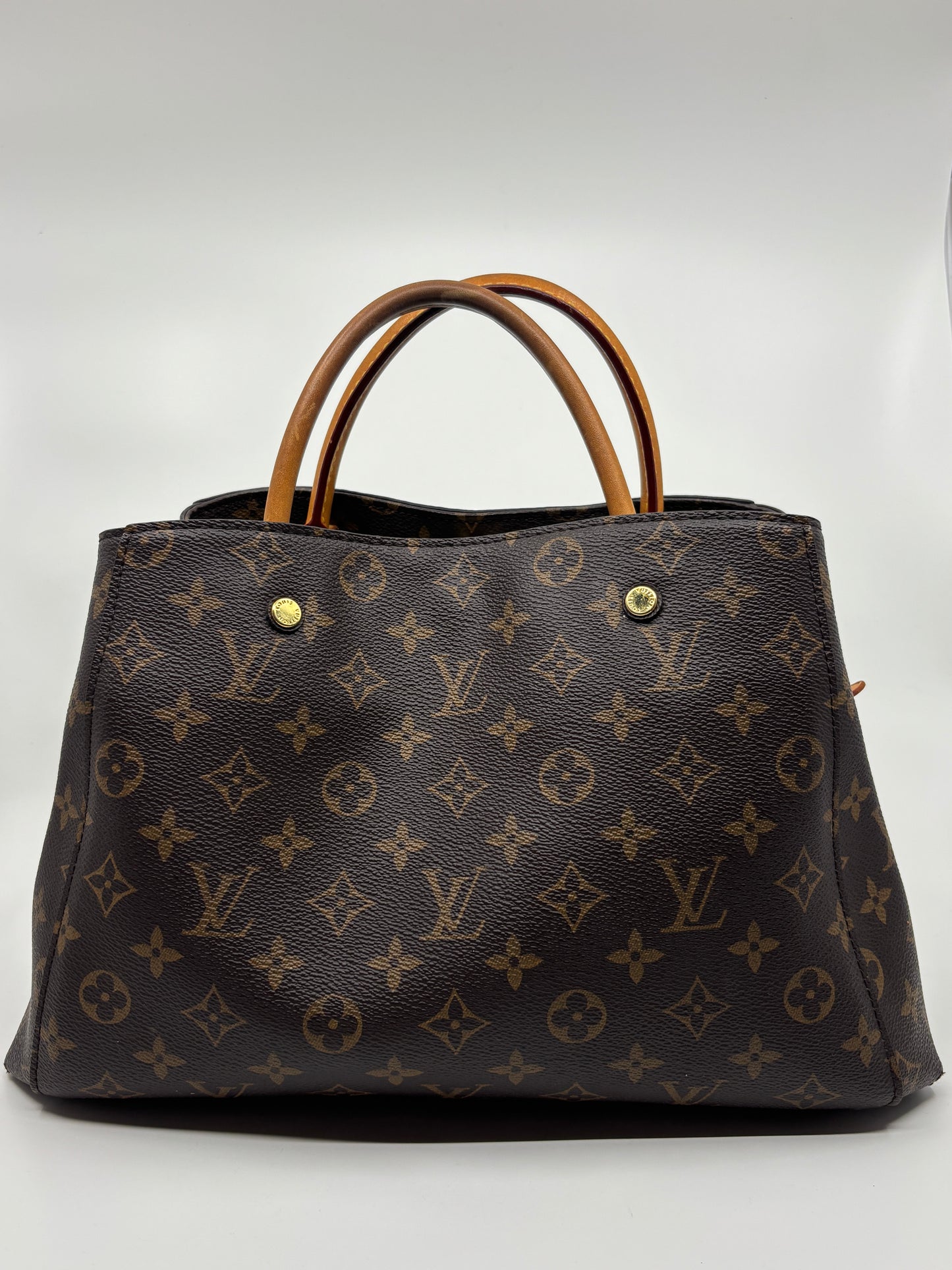 Monogram Louis Vuitton Montaigne, MM