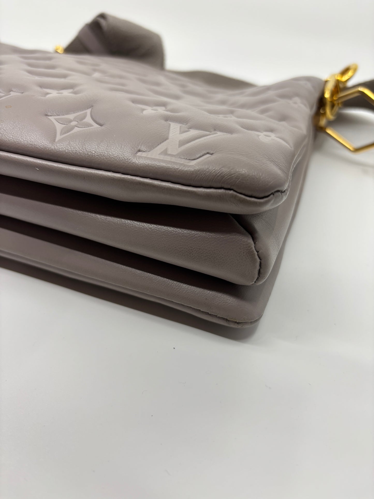 Grey Louis Vuitton Coussin, Large