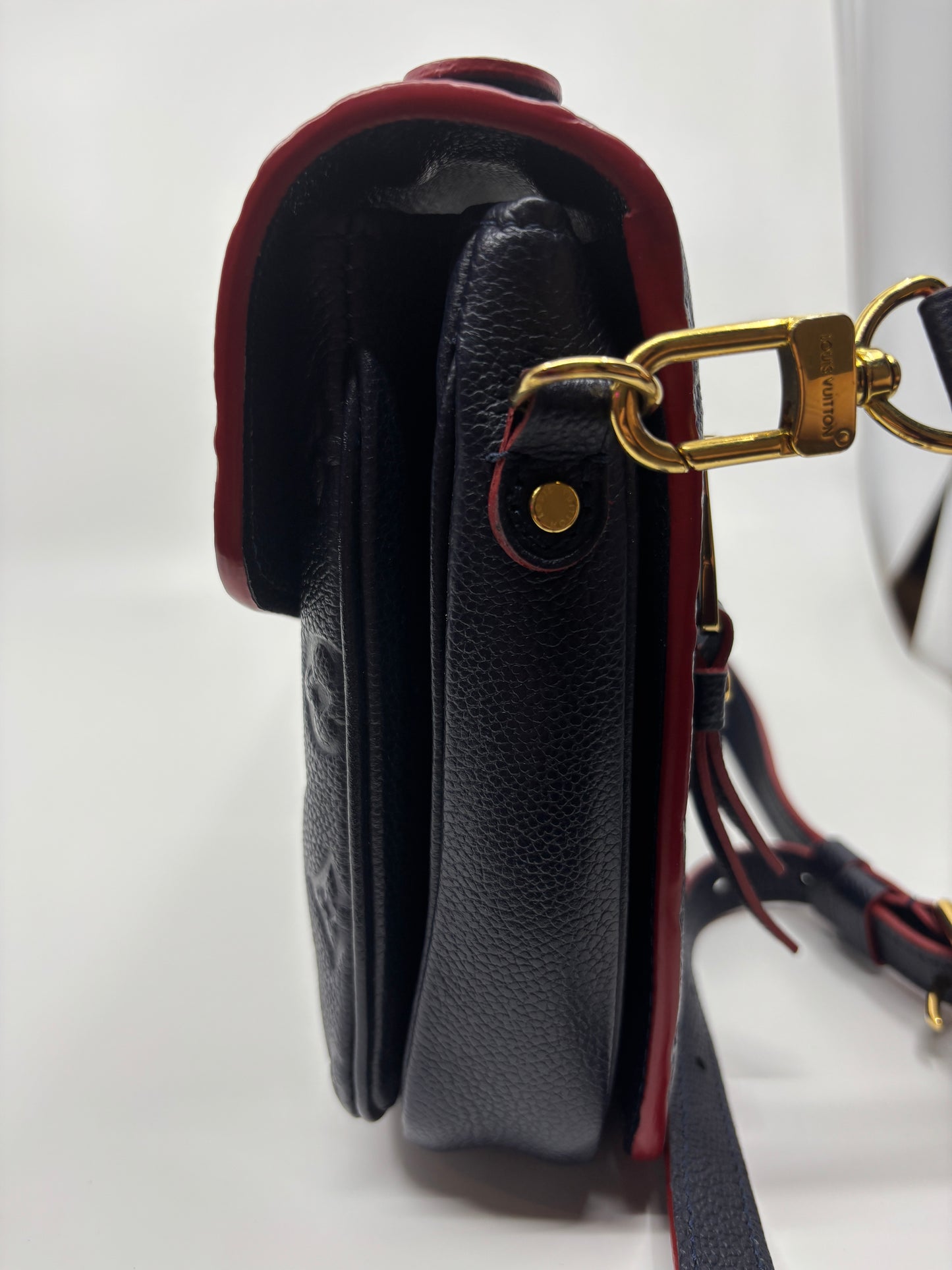Louis Vuitton Pochette Metis