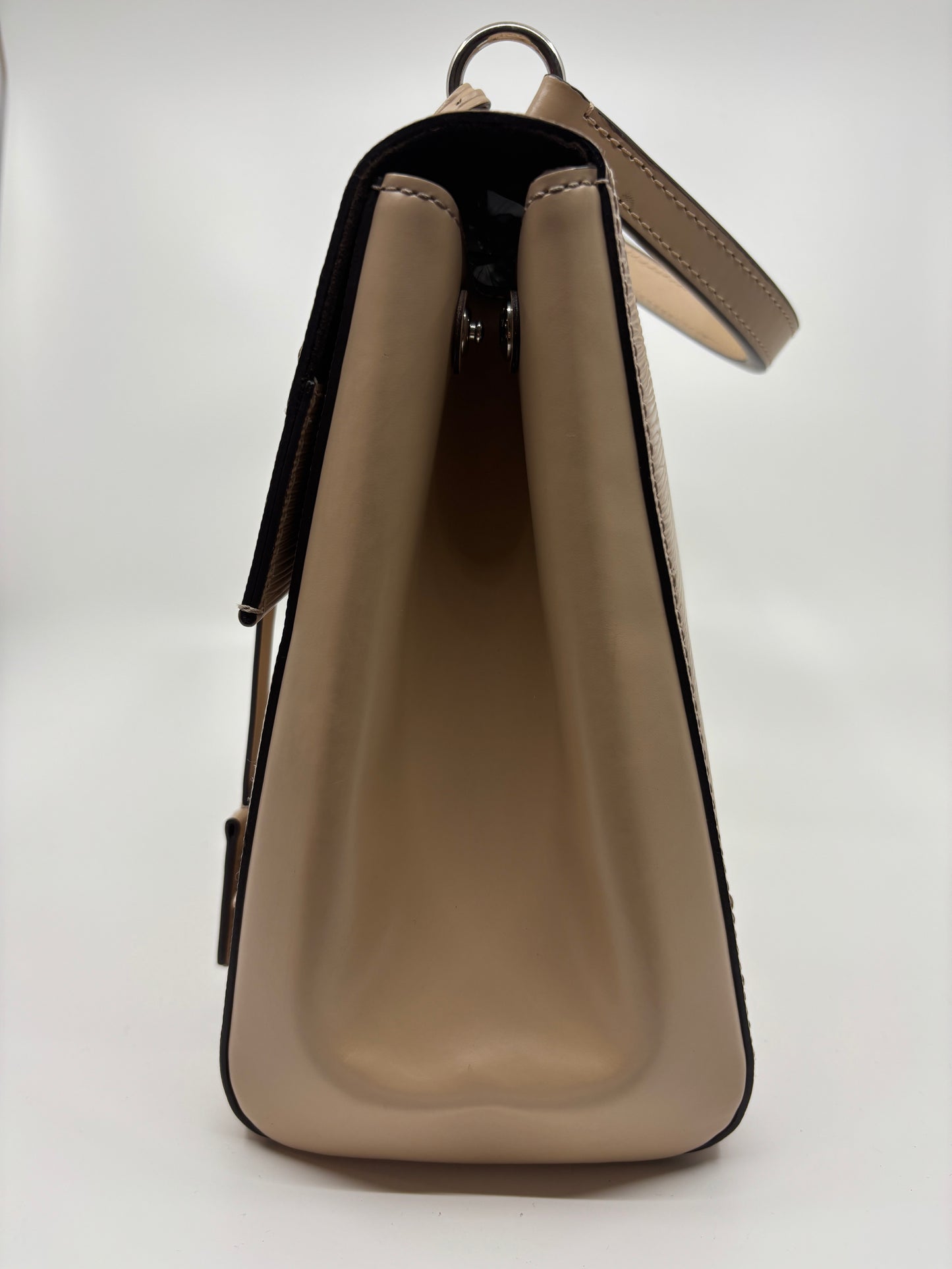 Vuitton Louis Vuitton Epi Cluney MM