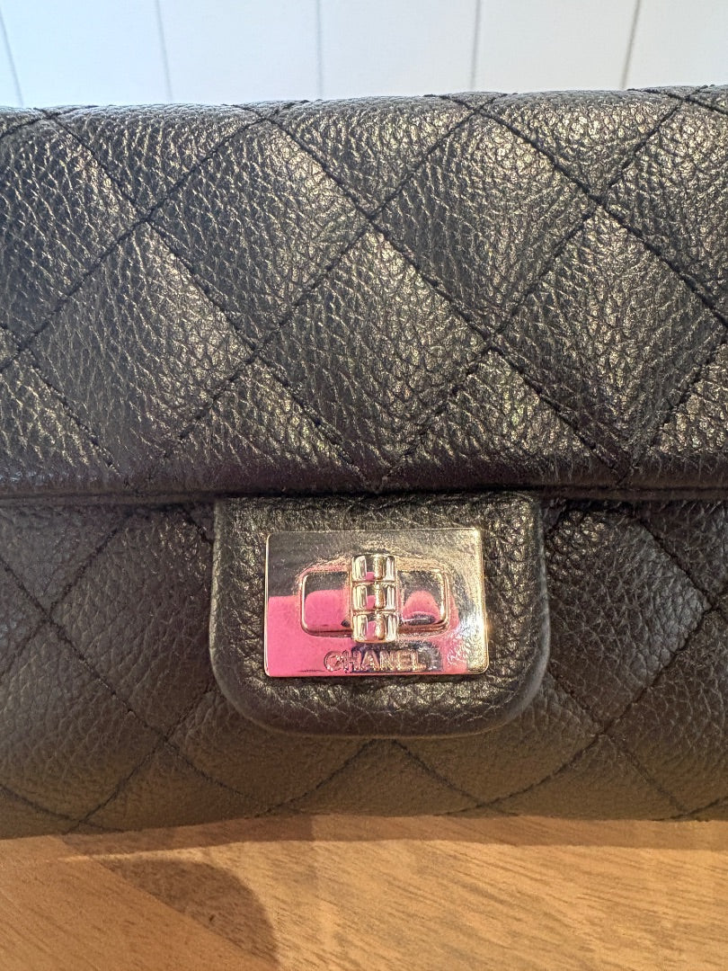 Black Chanel Chanel 2.55 Reissue