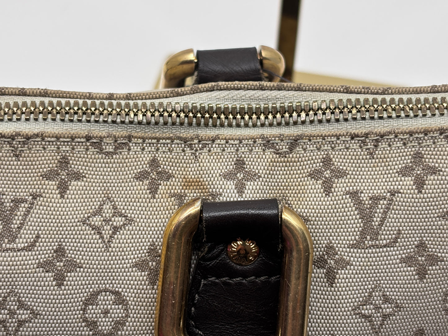 Louis Vuitton Long Mini Lin