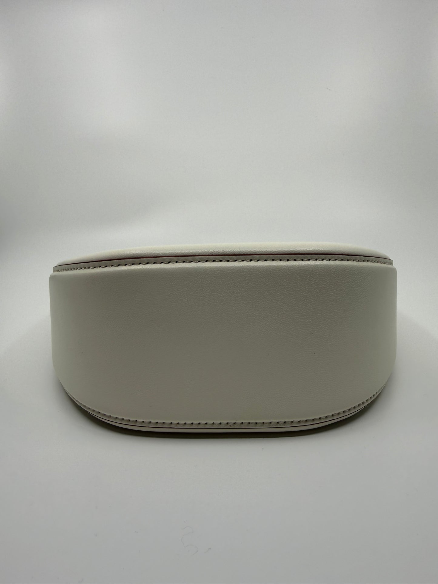 Ivory  Valentino Vlogo Moon Hobo
