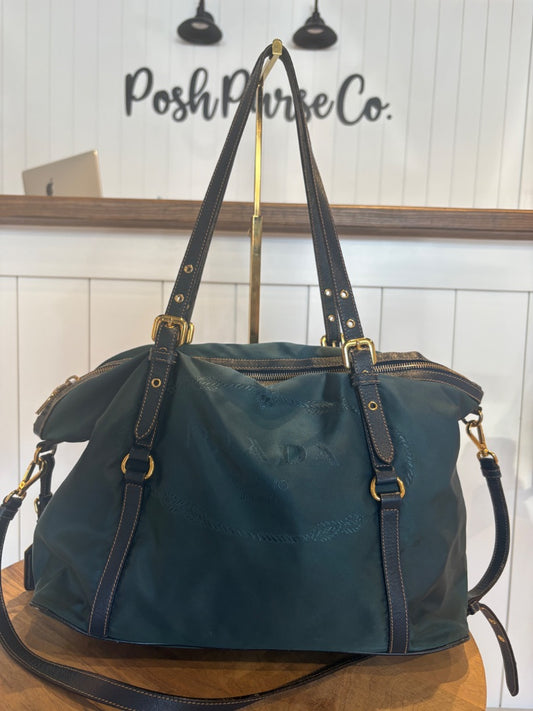 Green Prada Nylon Tessuto