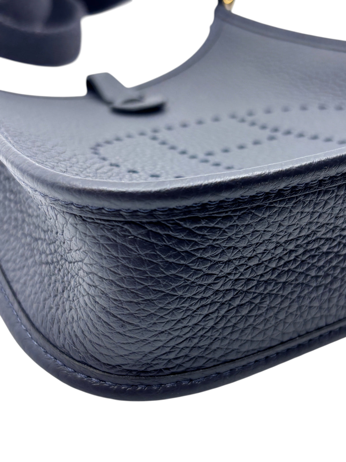 Posh Purse Co. Hermès Evelyne TPM mini crossbody bag in dark blue leather with signature perforated H and gold hardware