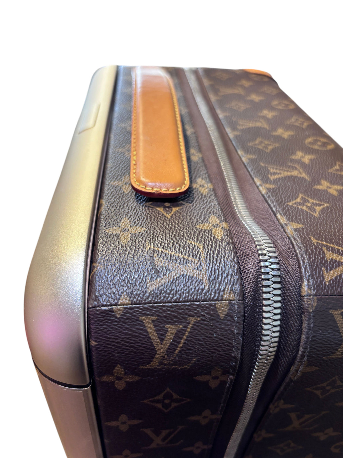 Posh Purse Co Louis Vuitton Horizon 55 rolling suitcase in iconic brown monogram canvas with tan leather handle