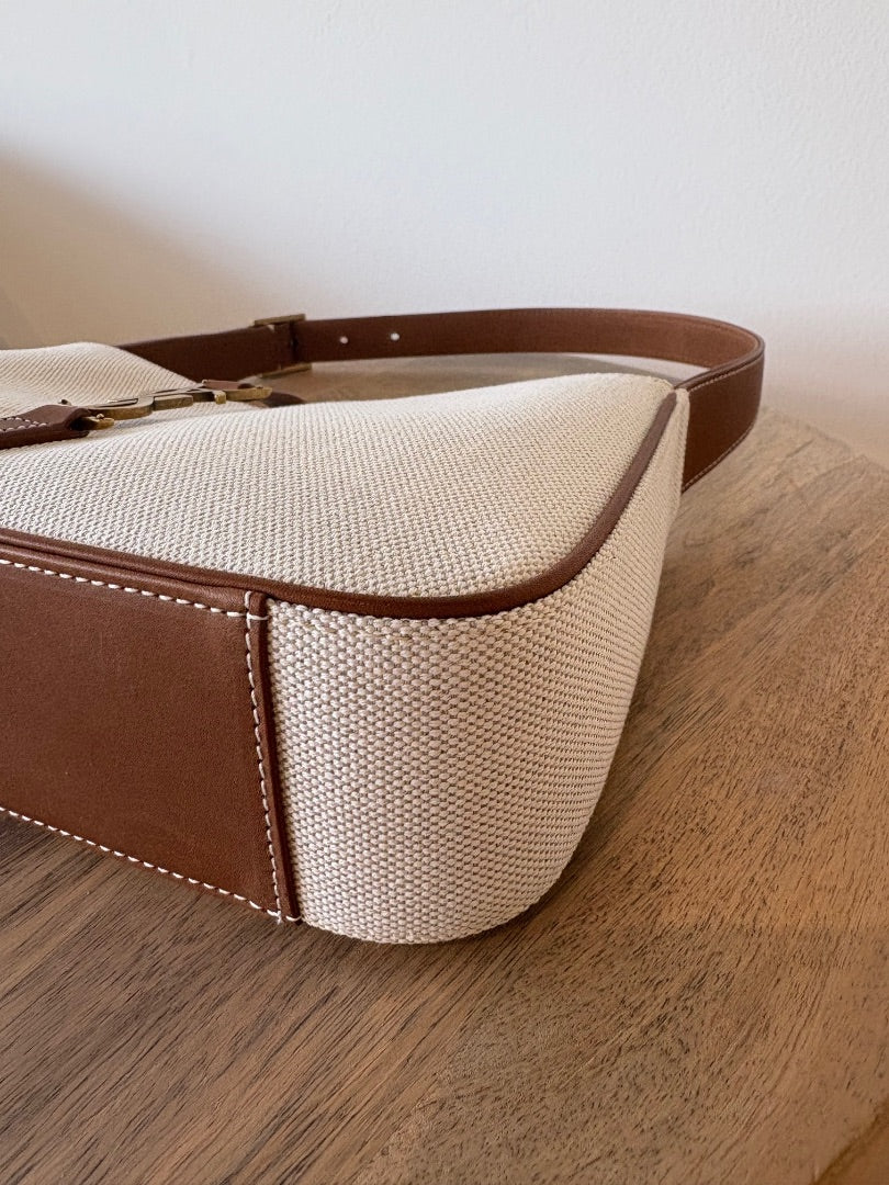 Stunning Saint Laurent LE 57 Shoulder Bag