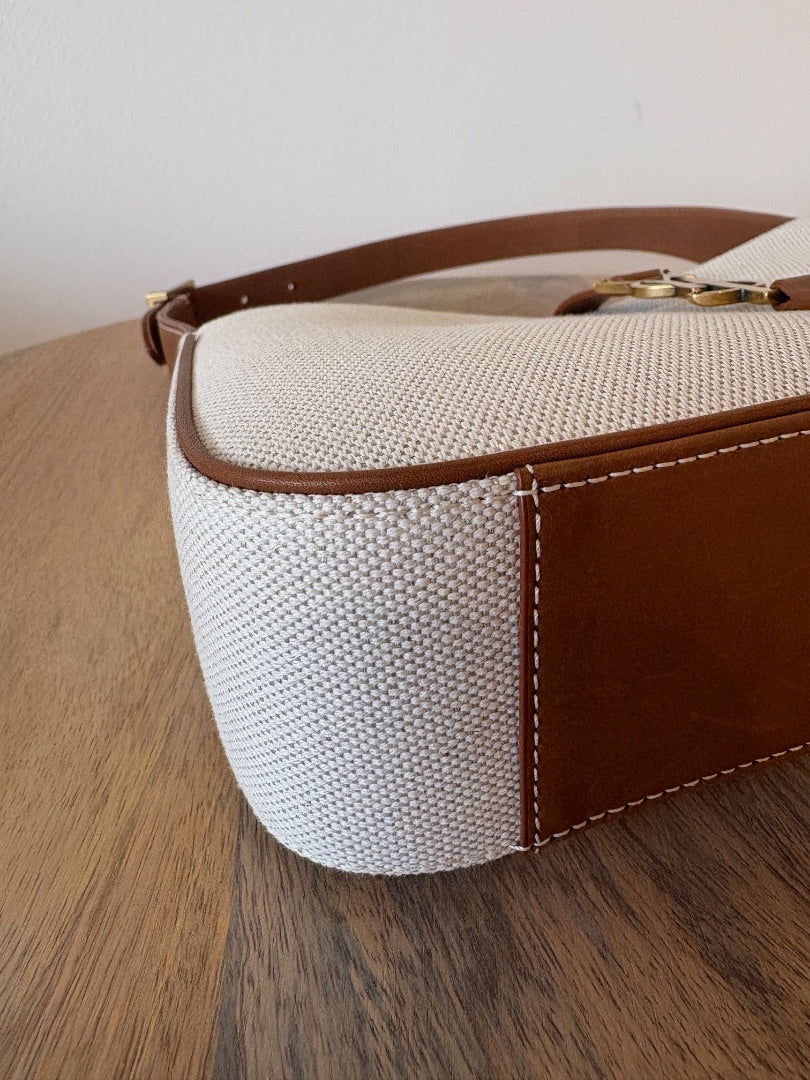 Stunning Saint Laurent LE 57 Shoulder Bag