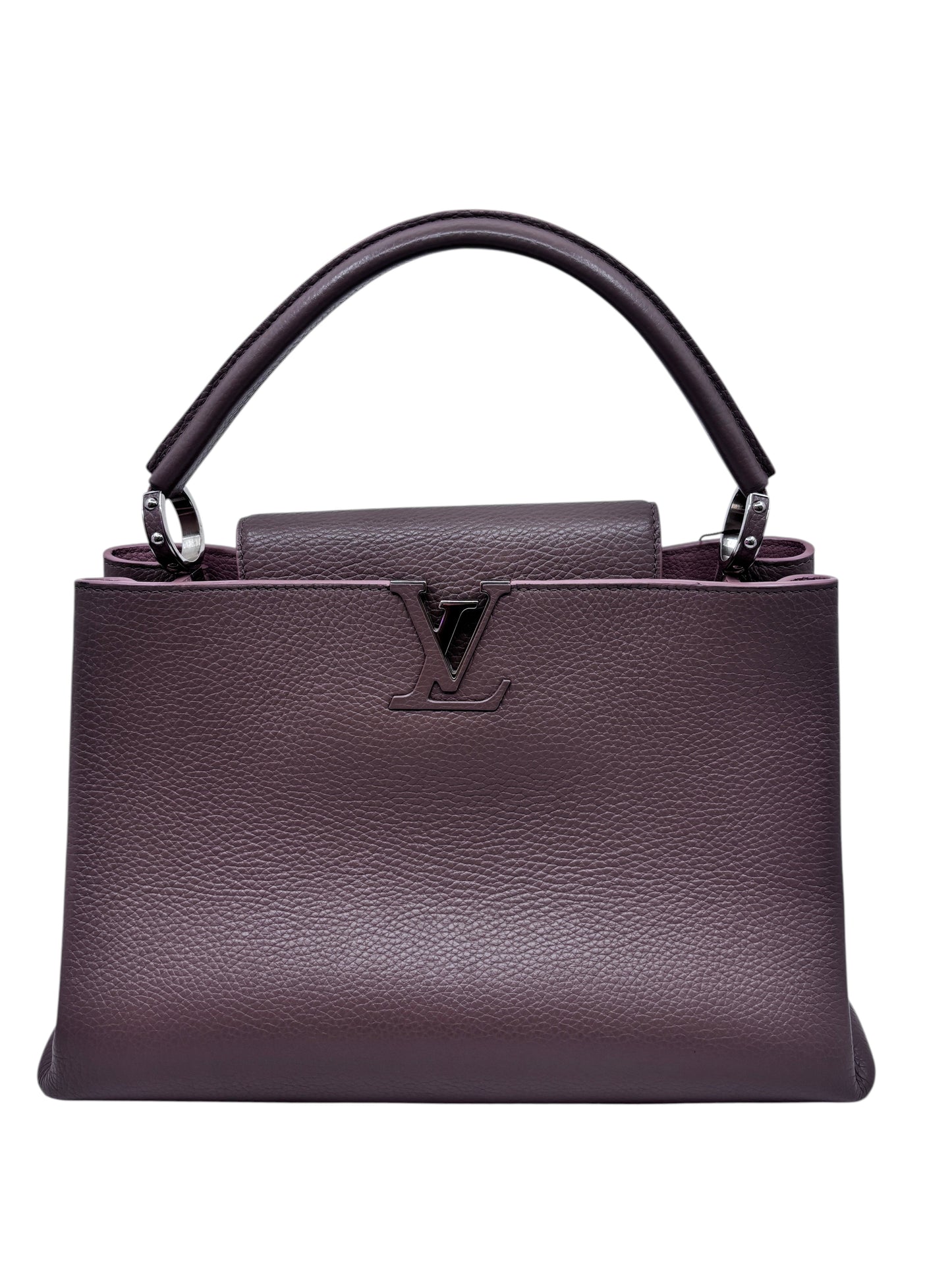 Posh Purse Co preloved beige Louis Vuitton Capucines MM handbag with structured leather and signature LV hardware