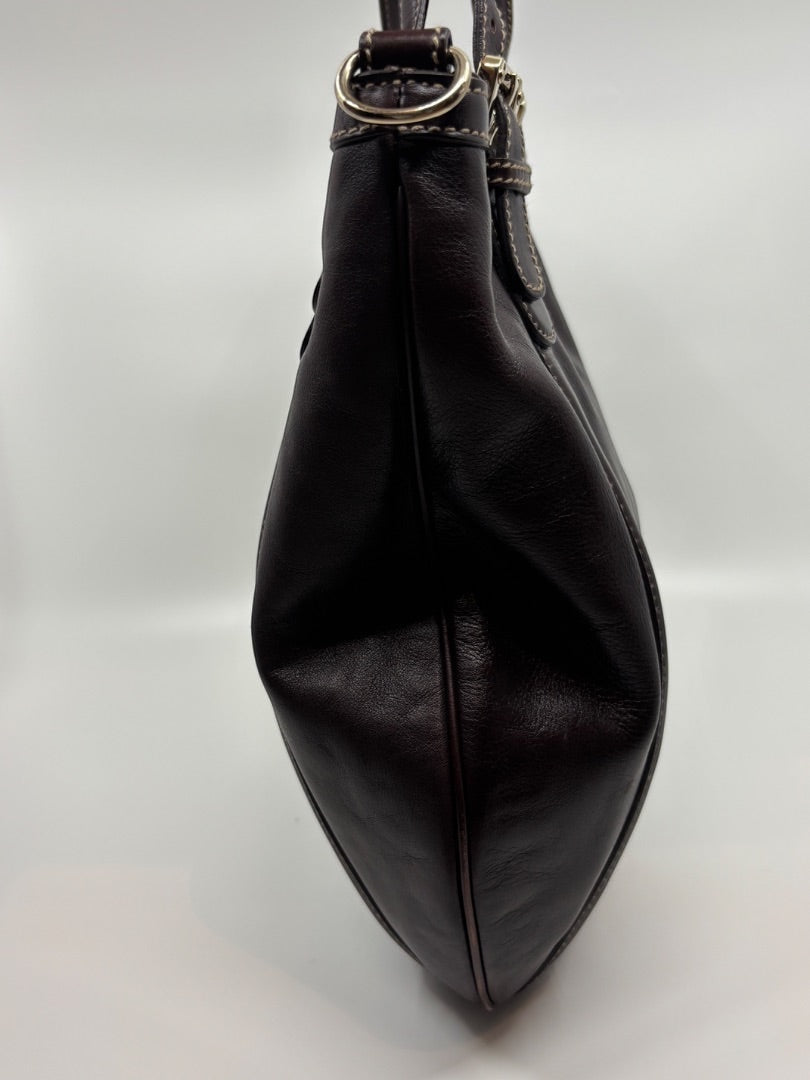 Posh Purse Co. brown leather Gucci tote bag with iconic GG logo print. Spacious and chic designer handbag.