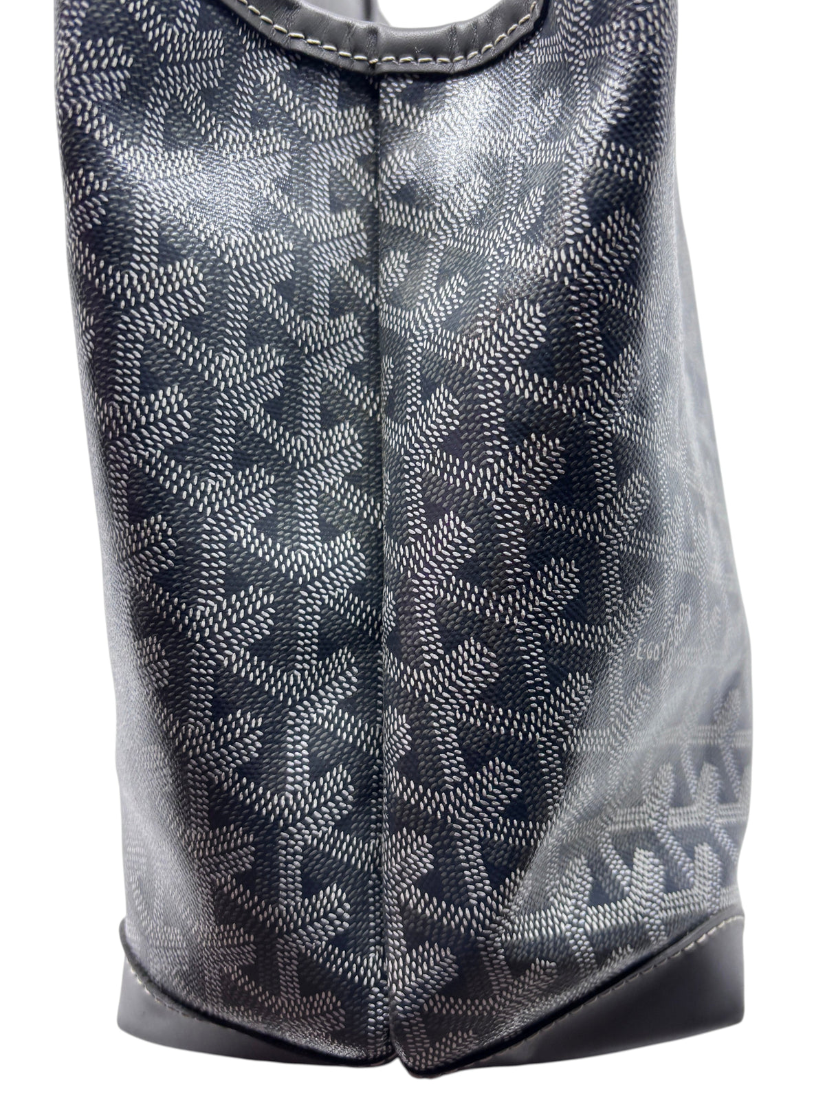 Posh Purse Co gray Goyard Bellechasse tote in Goyardine coated canvas with iconic chevron pattern and leather trim