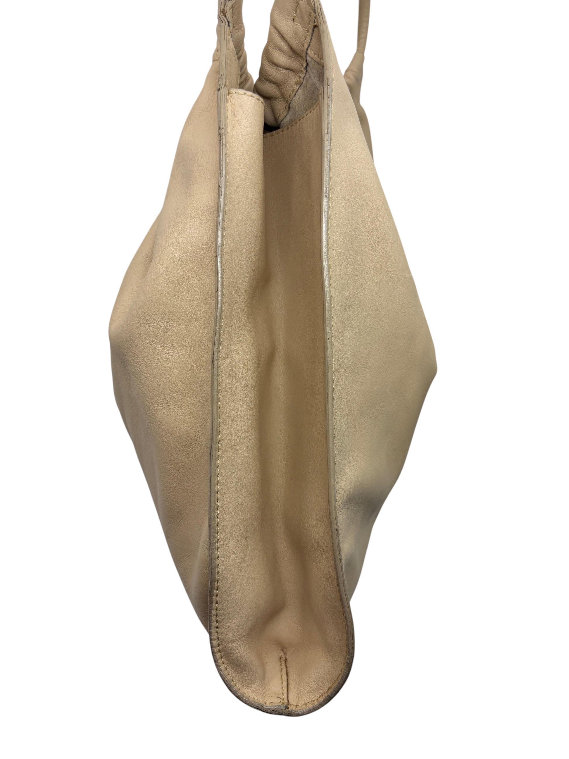 Posh Purse Co Gucci Tom Ford era beige leather hobo bag side profile showing soft slouchy construction