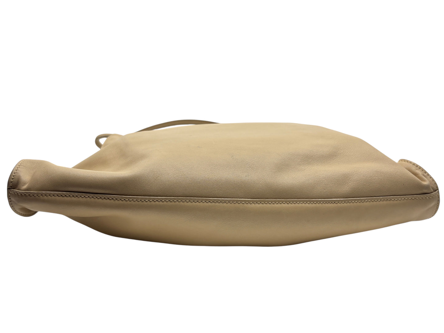 Posh Purse Co Gucci Tom Ford era beige leather hobo bag, side profile showing minimalist design and smooth texture.