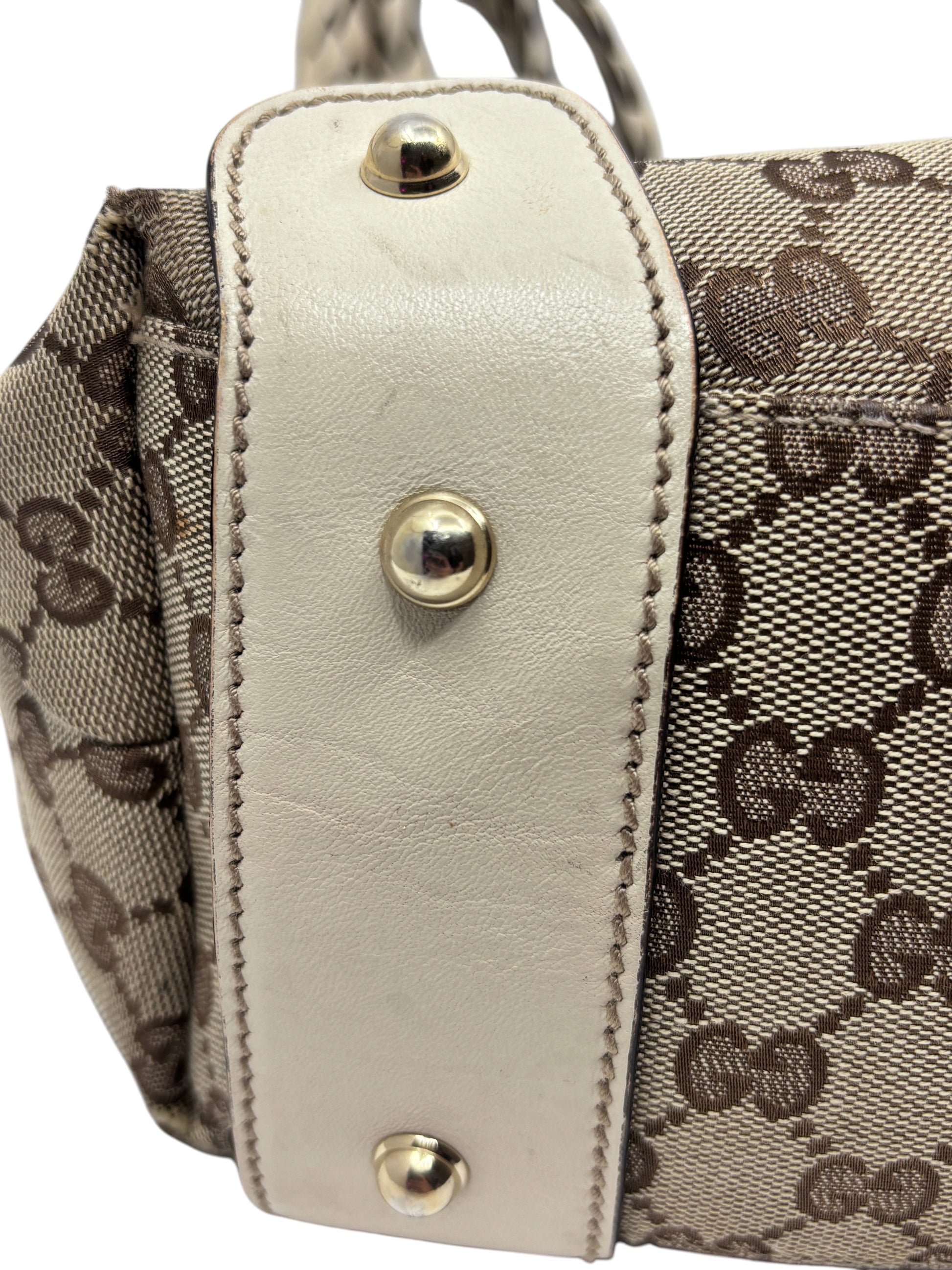 Posh Purse Co authentic preloved Gucci Pelham handbag featuring beige GG monogram canvas and white leather trim.