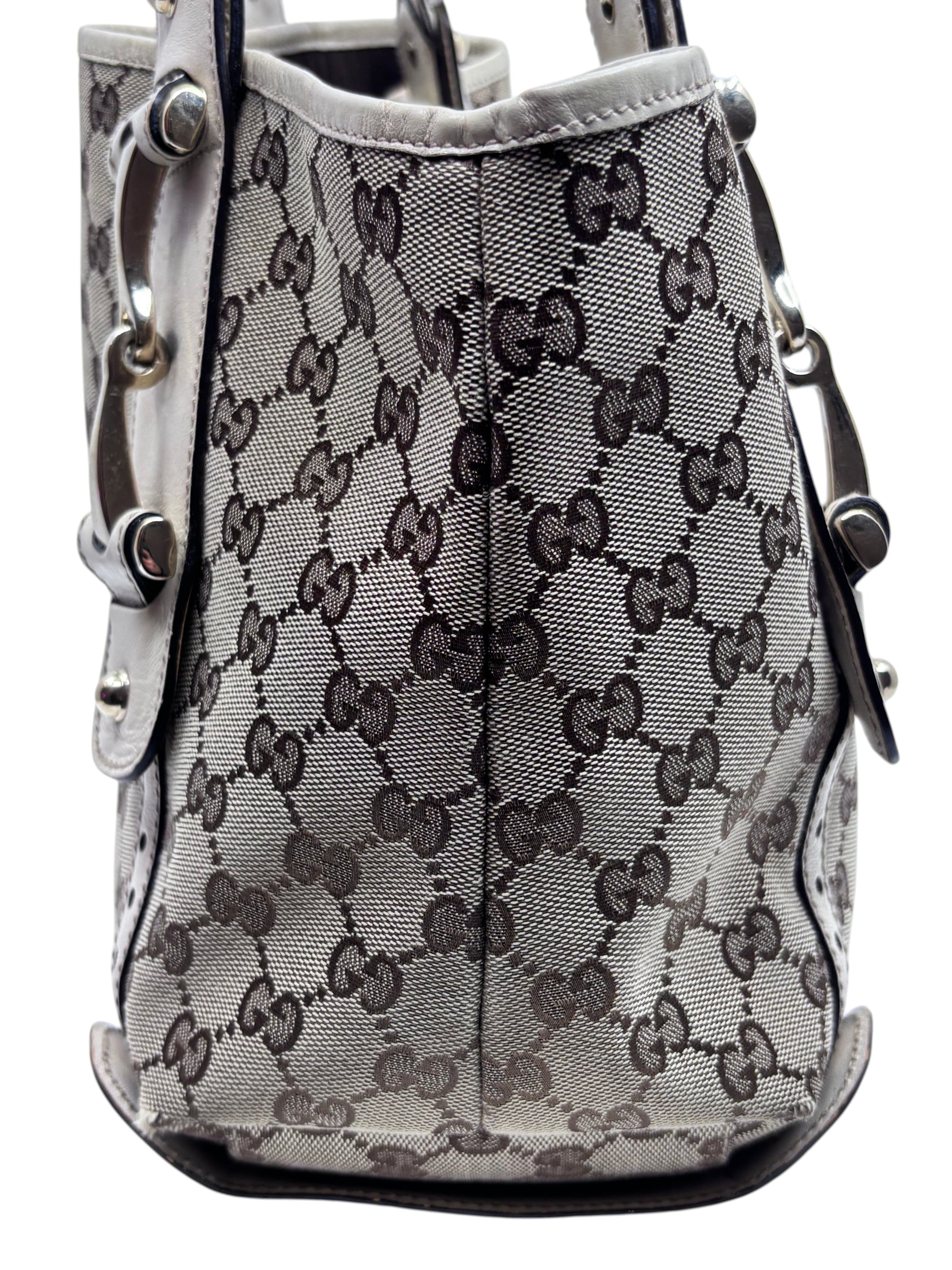 Posh Purse Co preloved Gucci Pelham handbag featuring iconic beige and brown GG monogram canvas with silver hardware.