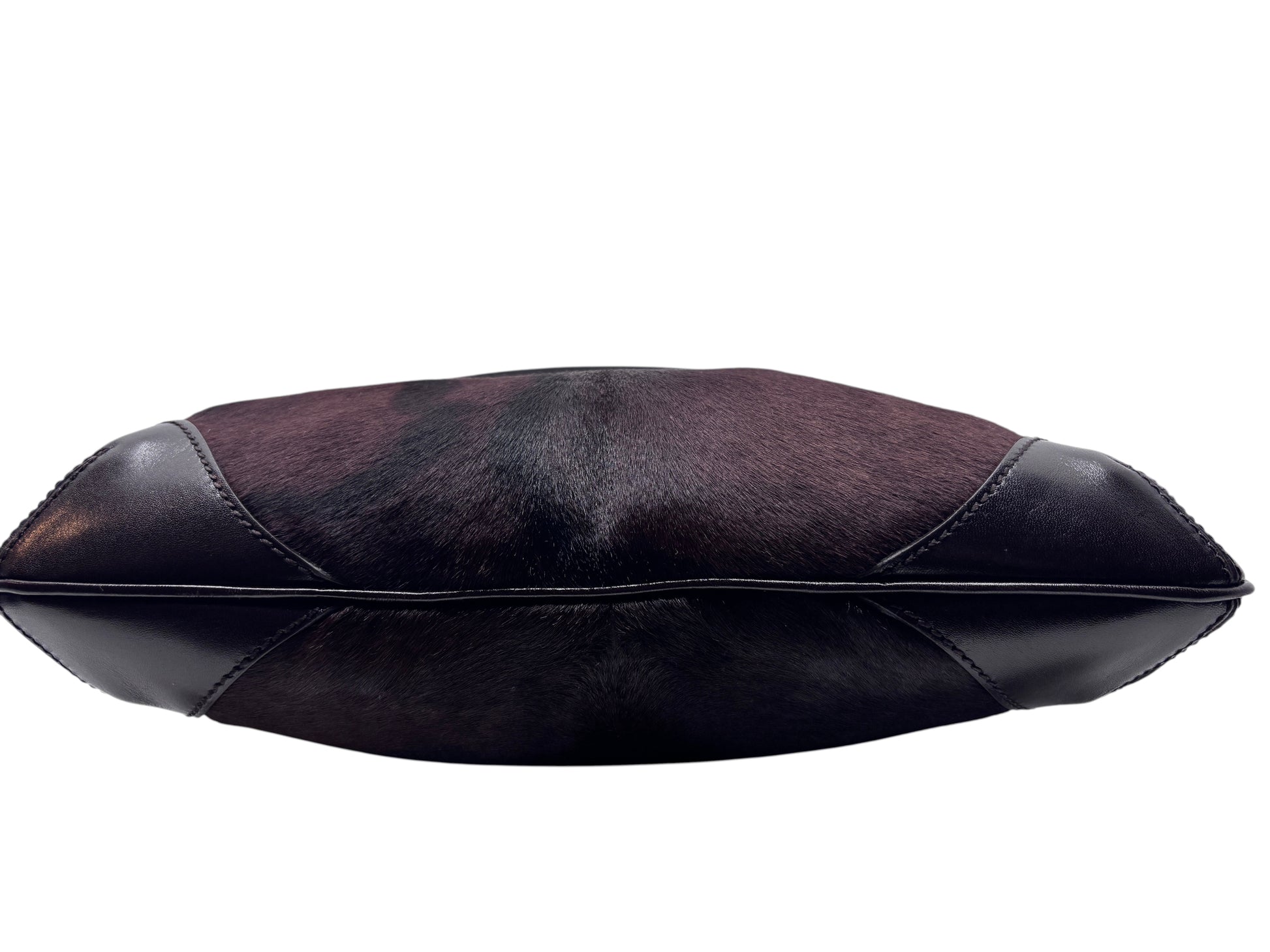 Posh Purse Co Gucci shoulder bag in dark brown pony hair with smooth leather side panels, shown from a side profile.