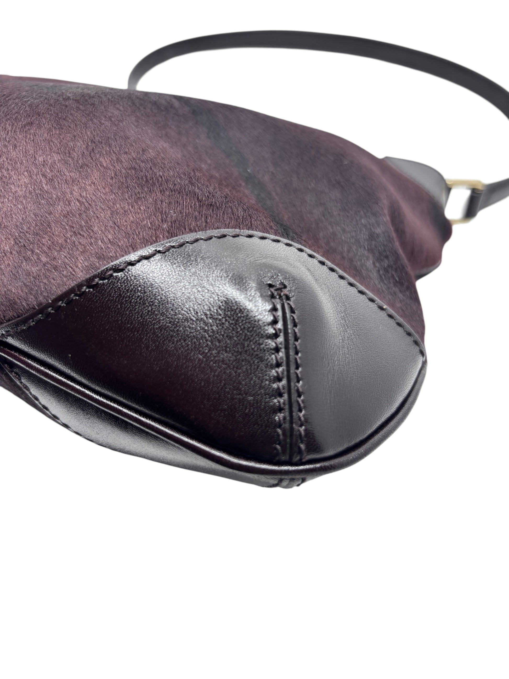 Posh Purse Co Gucci shoulder bag in dark brown pony hair with smooth leather corner detailing and a slim strap.